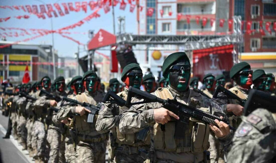30 Ağustos Zafer Bayramı, Şanlıurfa'da da coşkuyla kutlandı. Kutlama etkinlikleri
