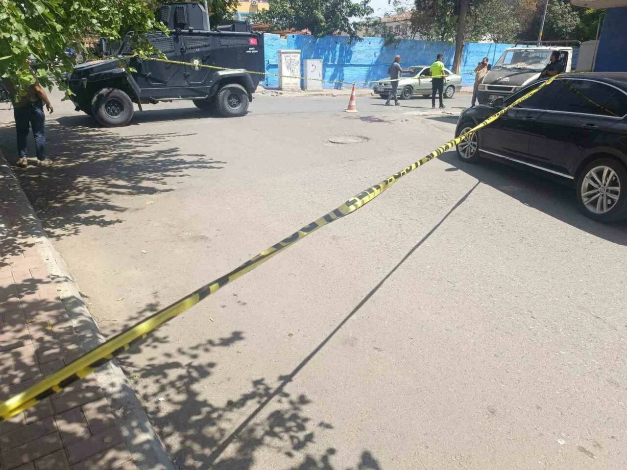 Viranşehir ilçesinde akraba iki grup arasında çıkan silahlı kavgada, alacak