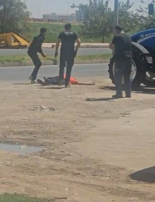 Şanlıurfa'nın Viranşehir ilçesinde yaşanan kavgada silahla vurulan bir şahıs ağır