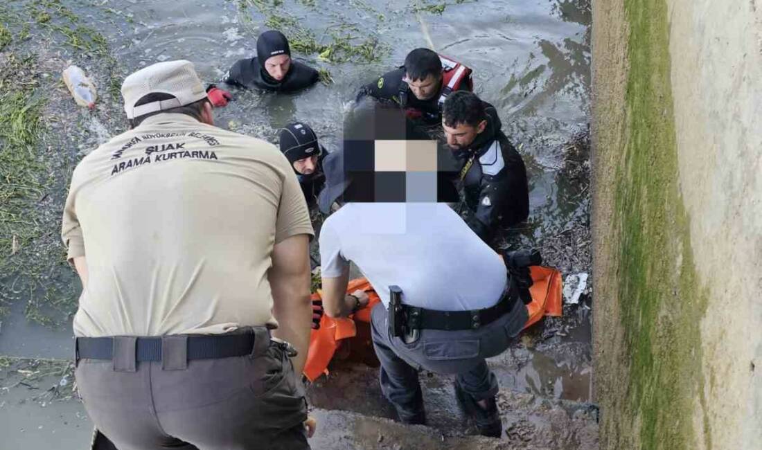 Şanlıurfa'nın Eyyübiye ilçesinde 15 yaşındaki bir çocuk, sulama kanalına girerken