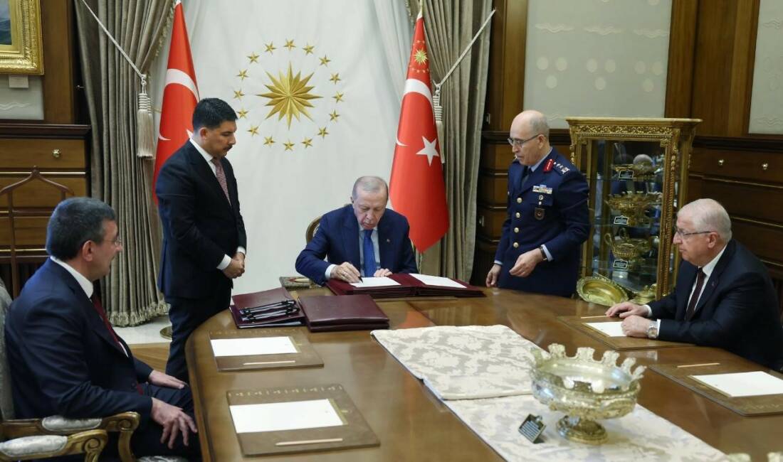 Şehit ve gazi ve terör mağdurları derneğinden CHP’li Başarır’a tepki Abbas Gündüz, CHP Meclis Grup Başkanvekili Ali Mahir Başarır'ın Genelkurmay