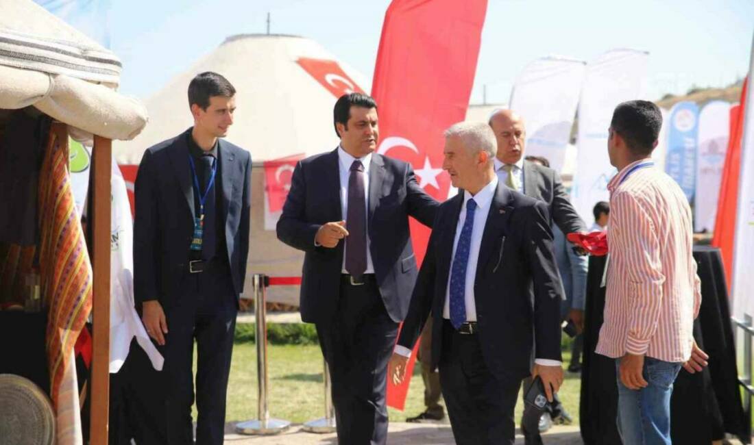 Şehitkamil Belediye Başkanı Umut Yılmaz, Malazgirt Zaferi'nin 954. yıl dönümü