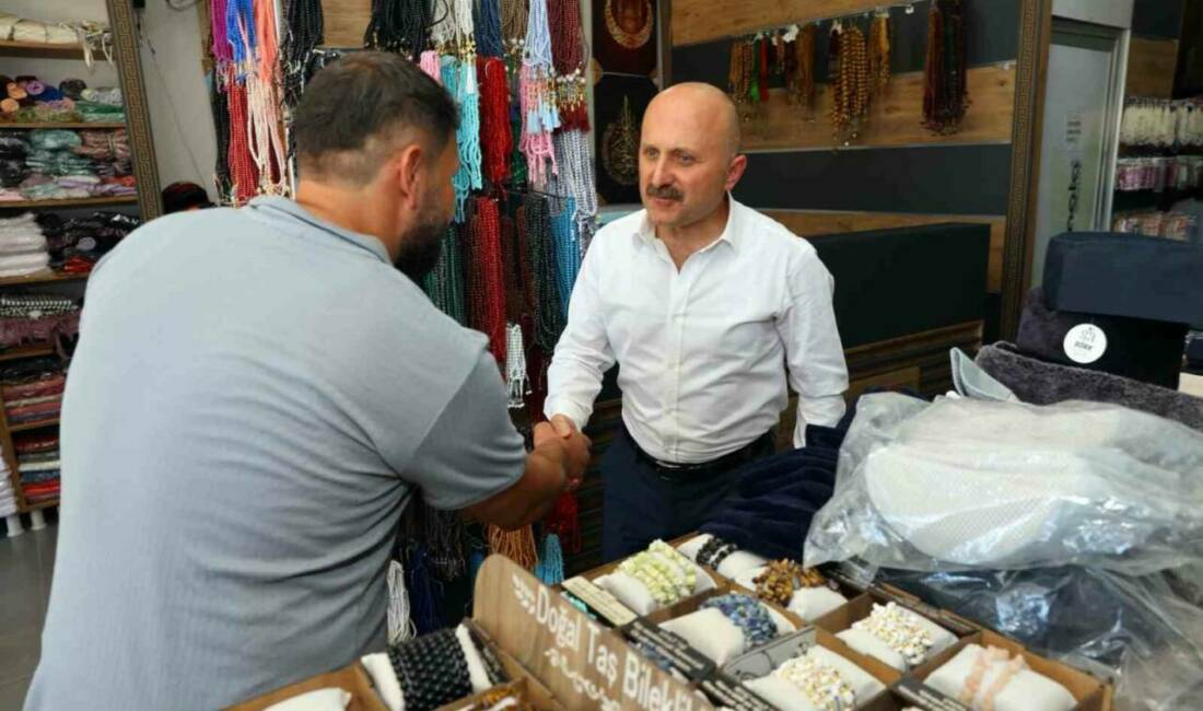 Adıyaman Valisi Osman Varol, Adıyaman Ticaret Merkezi'ni ziyaret etti. Ticaret