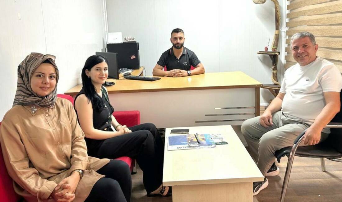 Yeşilay’dan İHA Adıyaman Bürosu’na ziyaret Adıyaman Yeşilay Şube Başkanlığı, İHA Adıyaman Bürosu'nu ziyaret ederek bağımlılıkla