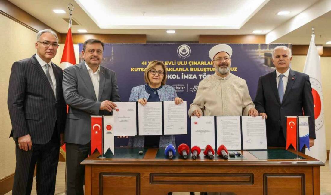 Gaziantep Büyükşehir Belediyesi 2025 Aile Yılı kapsamında "Umre Ziyareti" projesini
