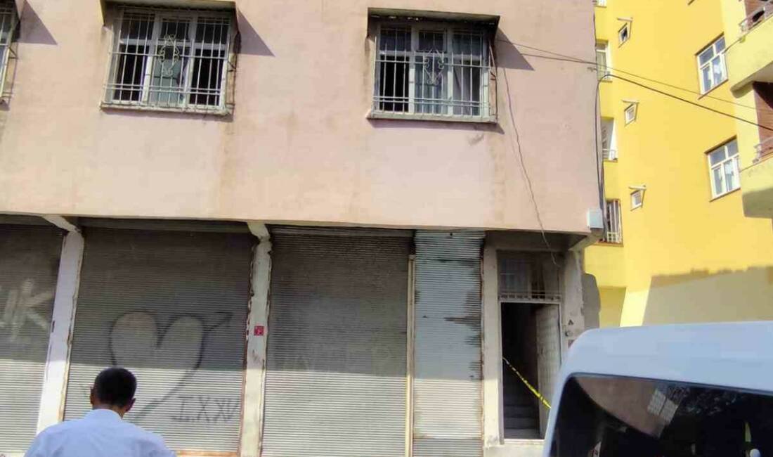 4 gündür kayıp olan adam evde ölü bulundu 54 yaşındaki İlhan Öztekin, Diyarbakır'ın Ergani ilçesinde evinde ölü bulundu.