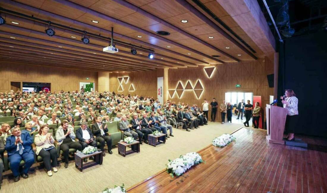 Gaziantep Büyükşehir Belediyesi’nin, 2025 Aile Yılı kapsamında başlattığı "Umre Ziyareti"