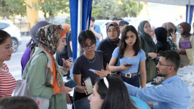 Adıyaman Belediyesi’nin bu yıl Adıyaman Üniversitesi’ne kayıt yaptıran birinci sınıf