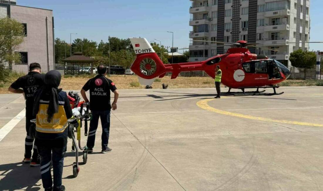 Çermik ilçesinde kalp krizi geçiren 81 yaşındaki Remzi Kaplan, ambulans