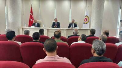 Enerji ve Tabii Kaynaklar Bakanı Alparslan Bayraktar, deprem sonrası yeniden