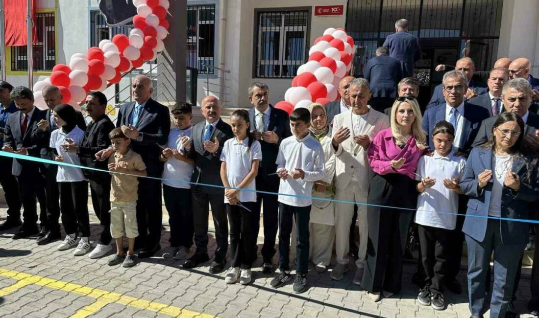 Milli Eğitim Bakanı Yusuf Tekin, Adıyaman'da 16 derslikli okulun açılışını