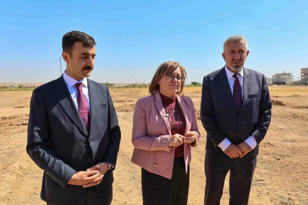 Gaziantep Büyükşehir Belediye Başkanı Fatma Şahin, Karkamış'a uygun ödeme koşullarıyla