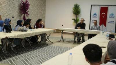 Eyyübiye Belediye Başkanı, Eyyübiye millet bahçesinde düzenlenen "Okula Merhaba" etkinliğinde