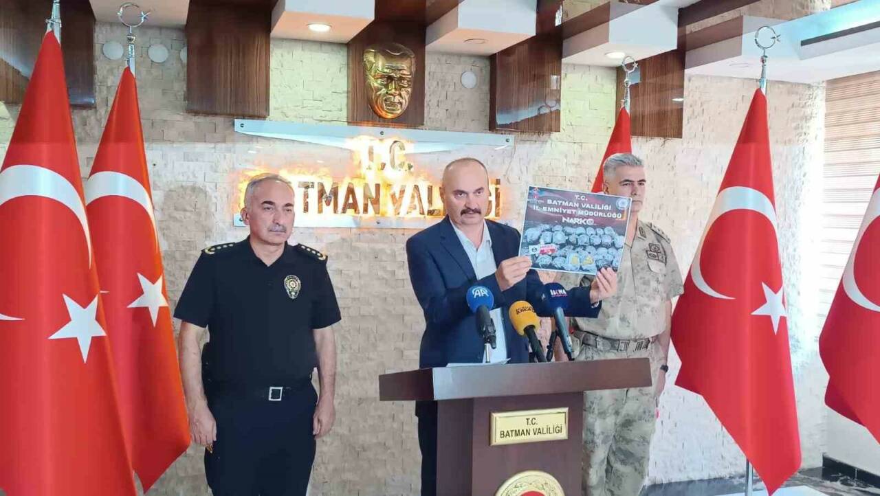 Batman Valisi Ekrem Canalp, ağustos ayındaki asayiş ve güvenlik uygulamalarıyla