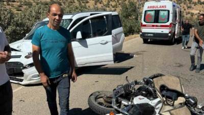 Batman'ın Gercüş ilçesine bağlı Yayladüzü köyünde hafif ticari araç ile