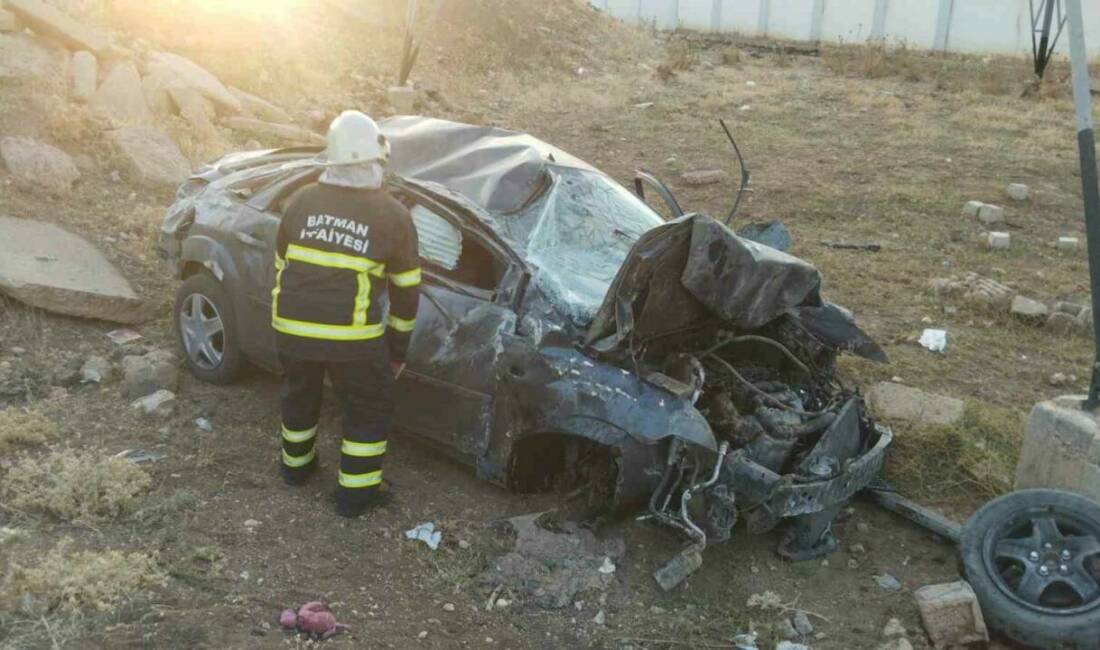 Batman’da takla atan otomobilde 2 kişi yaralandı Batman çevre yolunda meydana gelen bir trafik kazasında sürücüsünün direksiyon