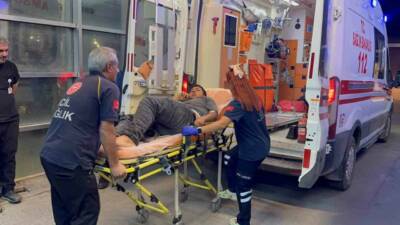 Adıyaman merkezinde meydana gelen trafik kazasında motosiklet sürücüsü direksiyon hakimiyetini