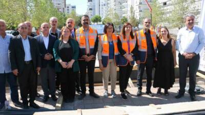 Diyarbakır Büyükşehir Belediyesi tarafından, Kayapınar ilçesinde 115 öğrencinin aynı anda