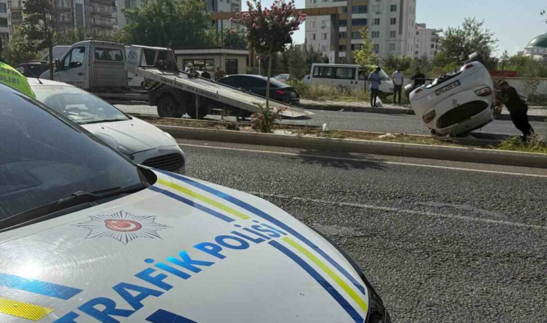 Diyarbakır'ın Kayapınar ilçesinde meydana gelen trafik kazasında 16 AEP 547