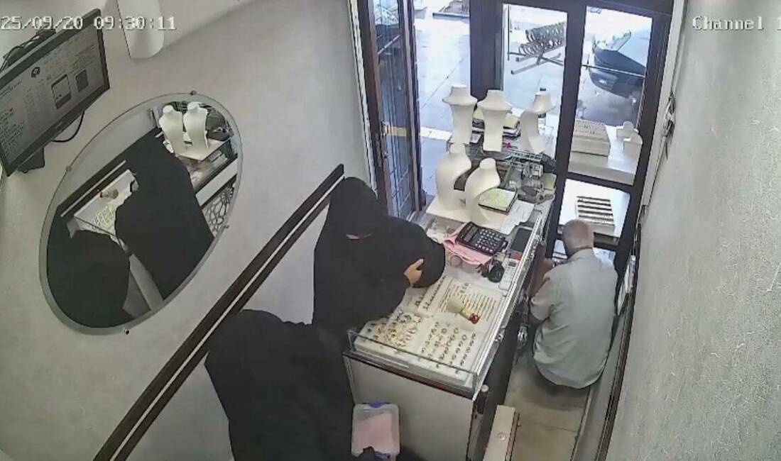 Diyarbakır'ın Sur ilçesinde bir kuyumcuda gerçekleşen 2,5 kilo altın hırsızlığı