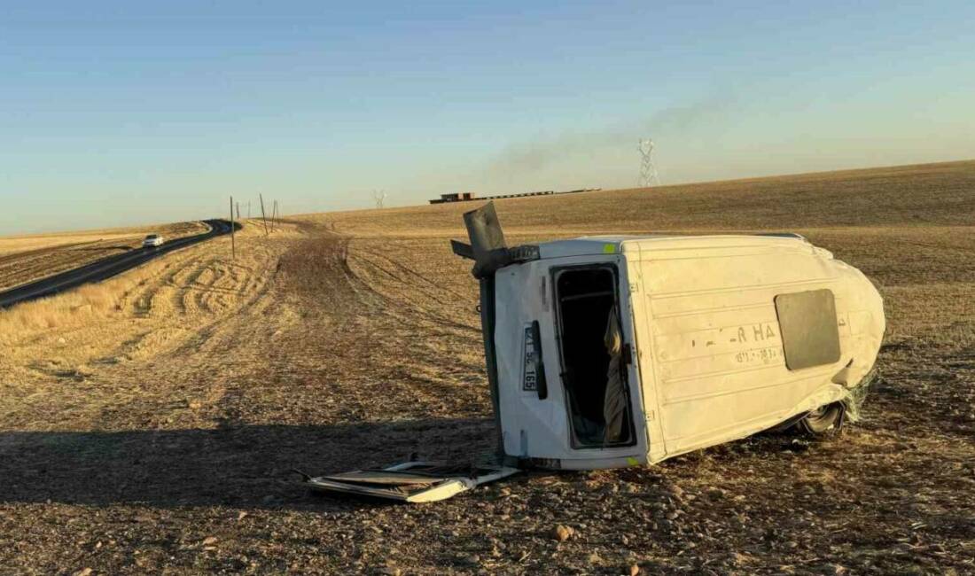 Diyarbakır’ın Sur ilçesinde öğrenci servisi ile otomobilin çarpışması sonucu meydana