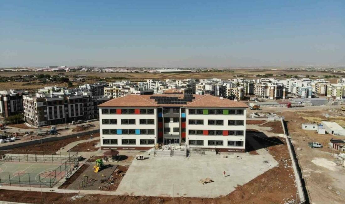 Diyarbakır Milli Eğitim Müdürü Salih Sadoğlu, kentin okullarında 225 milyon