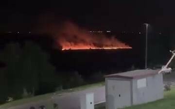 Diyarbakır'daki tarihi Hevsel Bahçeleri'nde dün akşam saatlerinde çıkan yangın, itfaiye