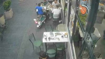 Gaziantep'te Karagöz Mahallesi'nde meydana gelen bir kazada, kontrolsüz bir şekilde