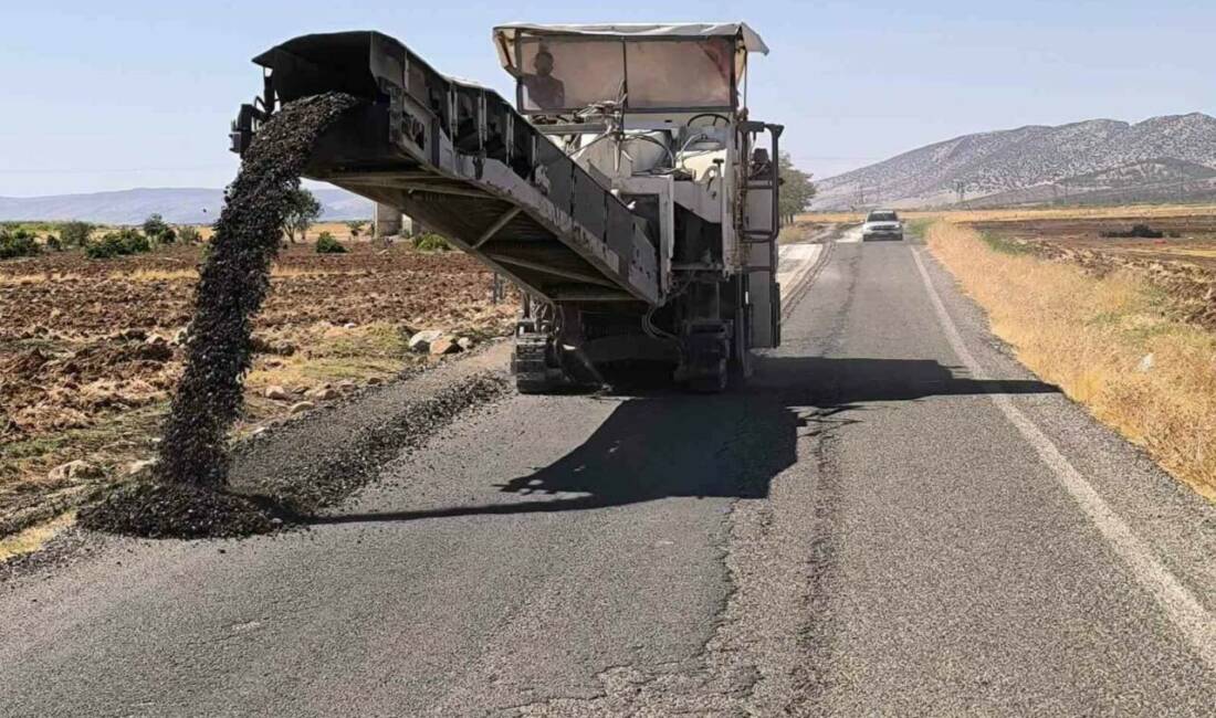 Gaziantep Büyükşehir Belediyesi, Araban ilçesindeki grup yollarının yenilenmesi için çalışmalarına