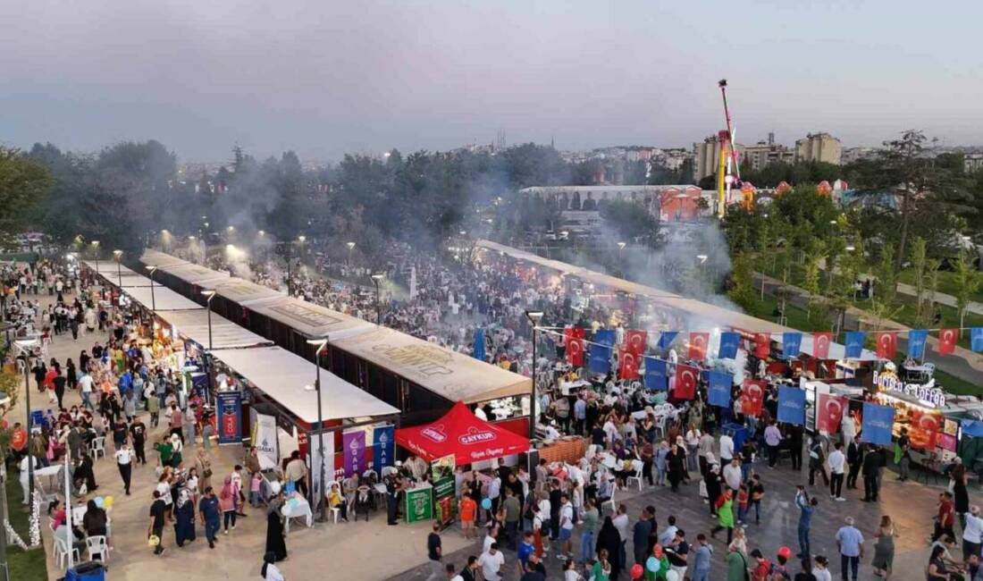 Gaziantep'te düzenlenen Kültür Yolu Festivali'nde kent mutfağına özgü lezzetler tanıtıldı