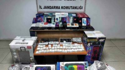 Gaziantep'te gümrük kaçağı elektronik eşya operasyonunda 1 milyon 123 bin