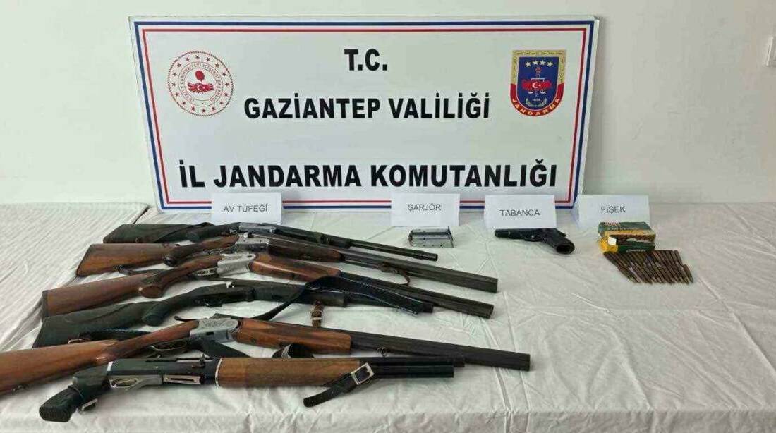 Gaziantep’te jandarma ekipleri son bir ayda gerçekleştirdikleri operasyonlarda 20 adet