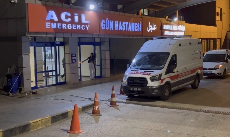 Gaziantep'te arazi anlaşmazlığı nedeniyle akraba iki aile arasında çıkan silahlı