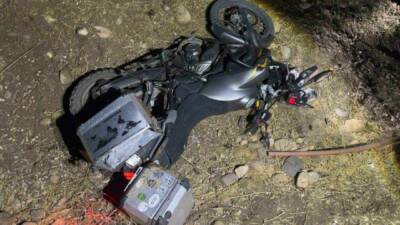 Gaziantep'in İslahiye ilçesinde meydana gelen trafik kazasında, motosiklet ile ineğin