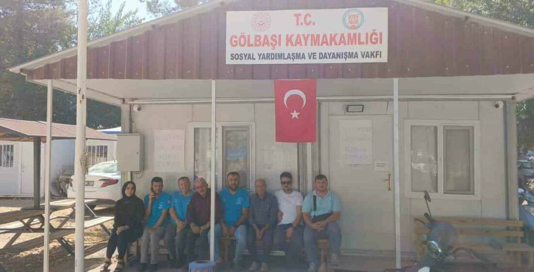 Gölbaşı SYDV çalışanları greve çıktı Adıyaman’ın Gölbaşı ilçesindeki Sosyal Yardımlaşma ve Dayanışma Vakfı (SYDV) çalışanları,