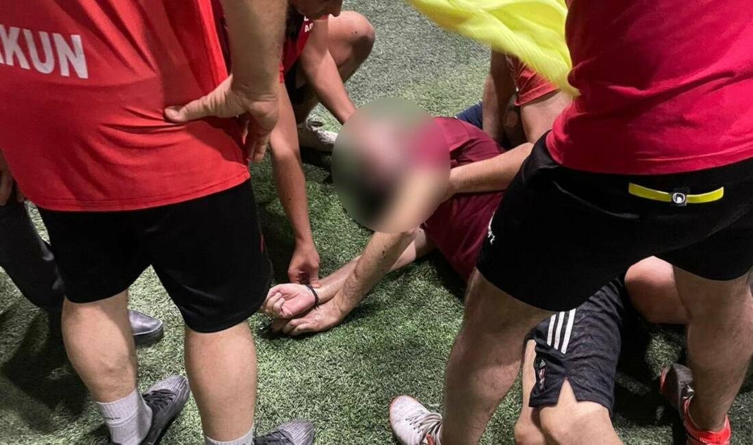 Adıyaman'da yıllar sonra arkadaşlarıyla halı saha maçına giden bir kişi,