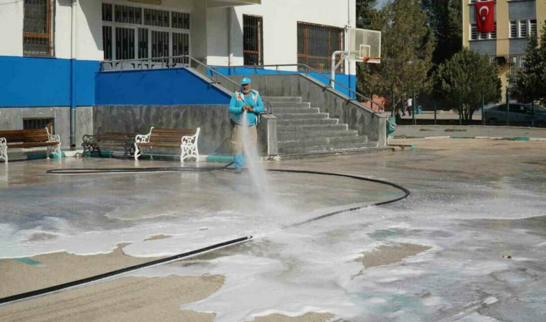 Haliliye Belediyesi, ara tatil sonrası öğrencilere daha temiz ve sağlıklı