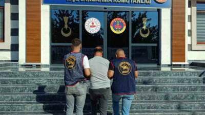 Gaziantep'te hırsızlık suçundan aranan ve 12 yıl hapis cezası kesinleşmiş