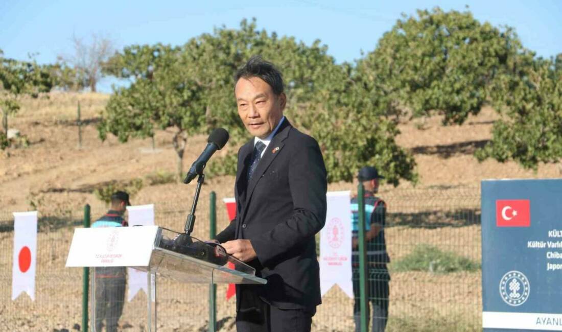 Japonya'nın Ankara Büyükelçisi Katsumata Takahiko, Ayanlar Höyük'teki kazı çalışmalarını desteklediklerini