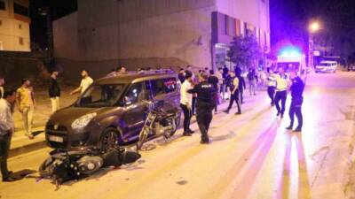 Kilis'te meydana gelen trafik kazasında, İsmet Paşa Mahallesi'nde iki motosiklet