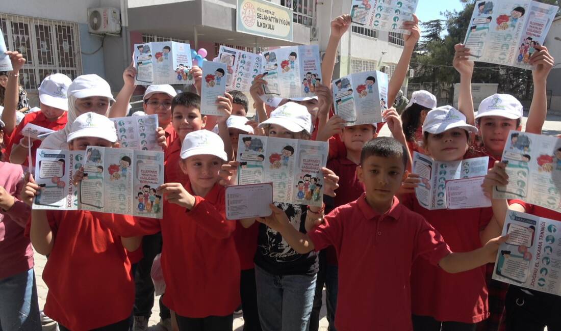 Kilis'te Selahattin İyigün İlkokulu'nda "Sağlıklı Çocuk, Sağlıklı Gelecek" programı düzenlendi.