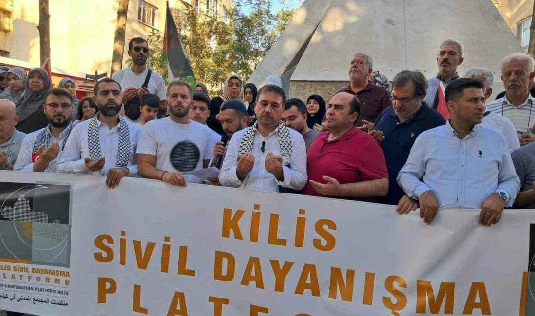 Kilis'te düzenlenen programda Gazze'ye destek çağrısı yapıldı. Programda konuşan Bekir