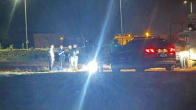 Mardin'in Kızıltepe ilçesinde boş arazide bir erkek cesedi bulundu. Cesedin