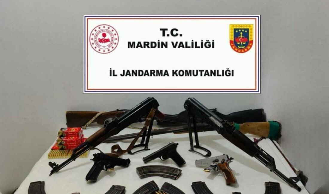 Mardin’de kaçakçılık operasyonu: 2 gözaltı Mardin'de jandarma ekipleri tarafından silah ve mühimmat kaçakçılığına yönelik operasyon