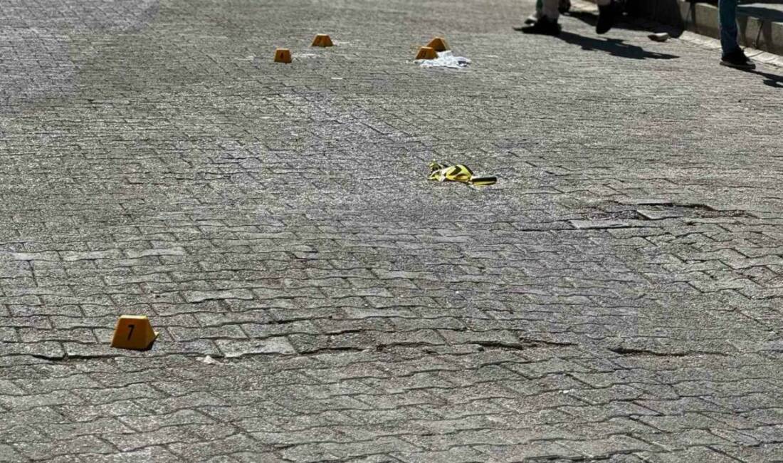 Mardin'in Artuklu ilçesinde Kotek Mahallesi'nde iki grup arasında çıkan silahlı