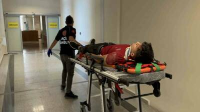 Adıyaman’da bir motosiklet ile otomobilin çarpışması sonucu 2 kişi yaralandı.