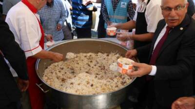 Şanlıurfa’da ahilik haftası kapsamında ticaret il müdürlüğü tarafından 3 bin