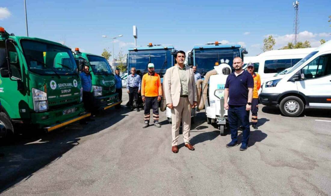 Şehitkamil Belediyesi, temizlik hizmetlerini daha etkin hale getirmek amacıyla araç