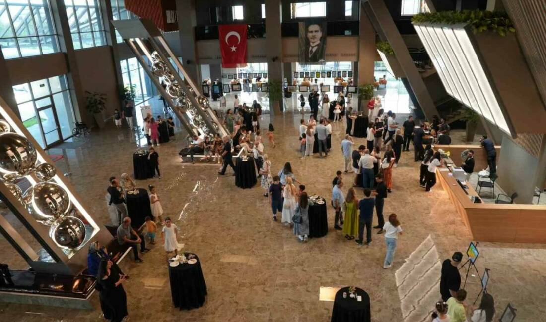 Şehitkamil Belediyesi tarafından düzenlenen Yaz Sanat Akademisi Resim Sergisi, yaz