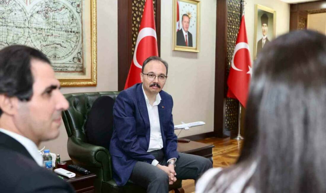 Siirt Valisi Kemal Kızılkaya, TEKNOFEST'te Türkiye 4.'sü olan Siirt Marifet